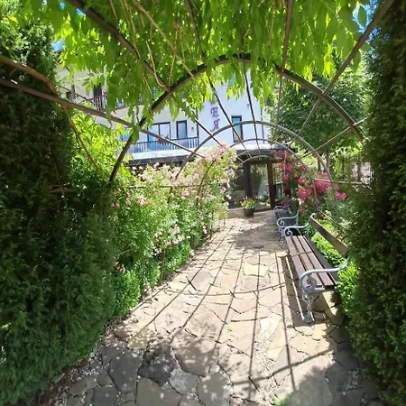 Park Fairy 酒店 奇夫利克